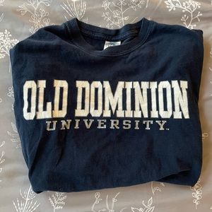 vintage university tshirt